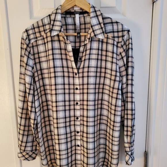 Kensie button up plaid shirt with lace detail back - Picture 1 of 5